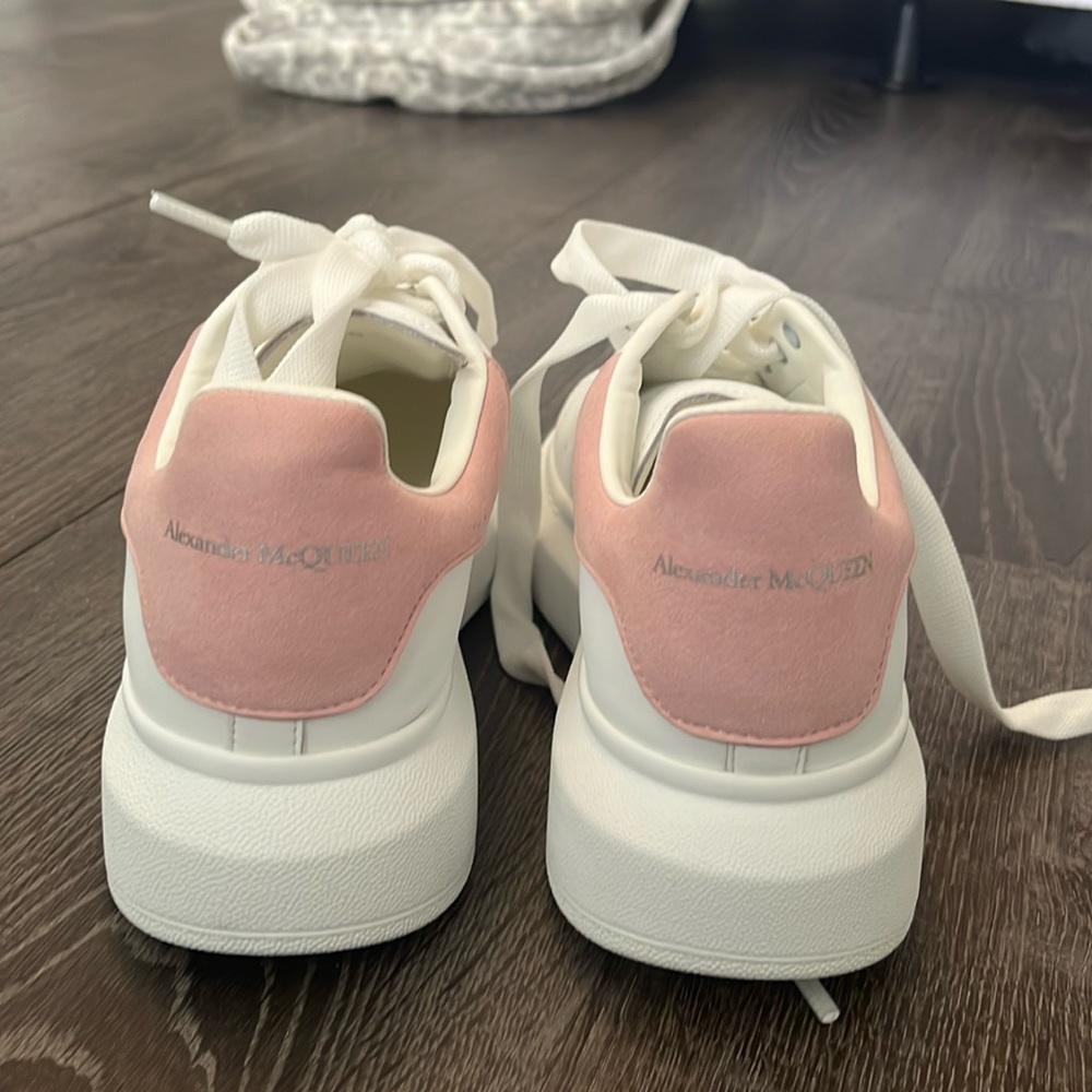 Alexander mcqueen